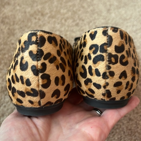 Kate Spade Norah Leopard Bow Pointy Flats - Picture 4 of 8